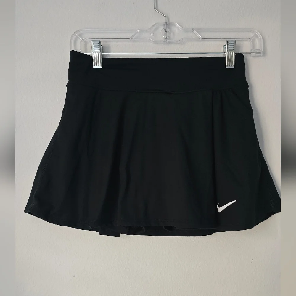 Nike Women's Dri-FIT skirt size XS